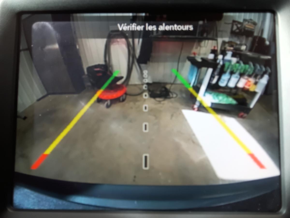 2023 Jeep Cherokee - Image 19