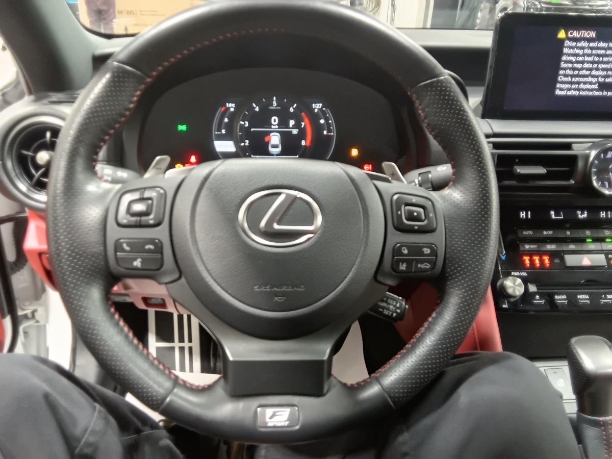 2024 Lexus IS 300 - Image 15