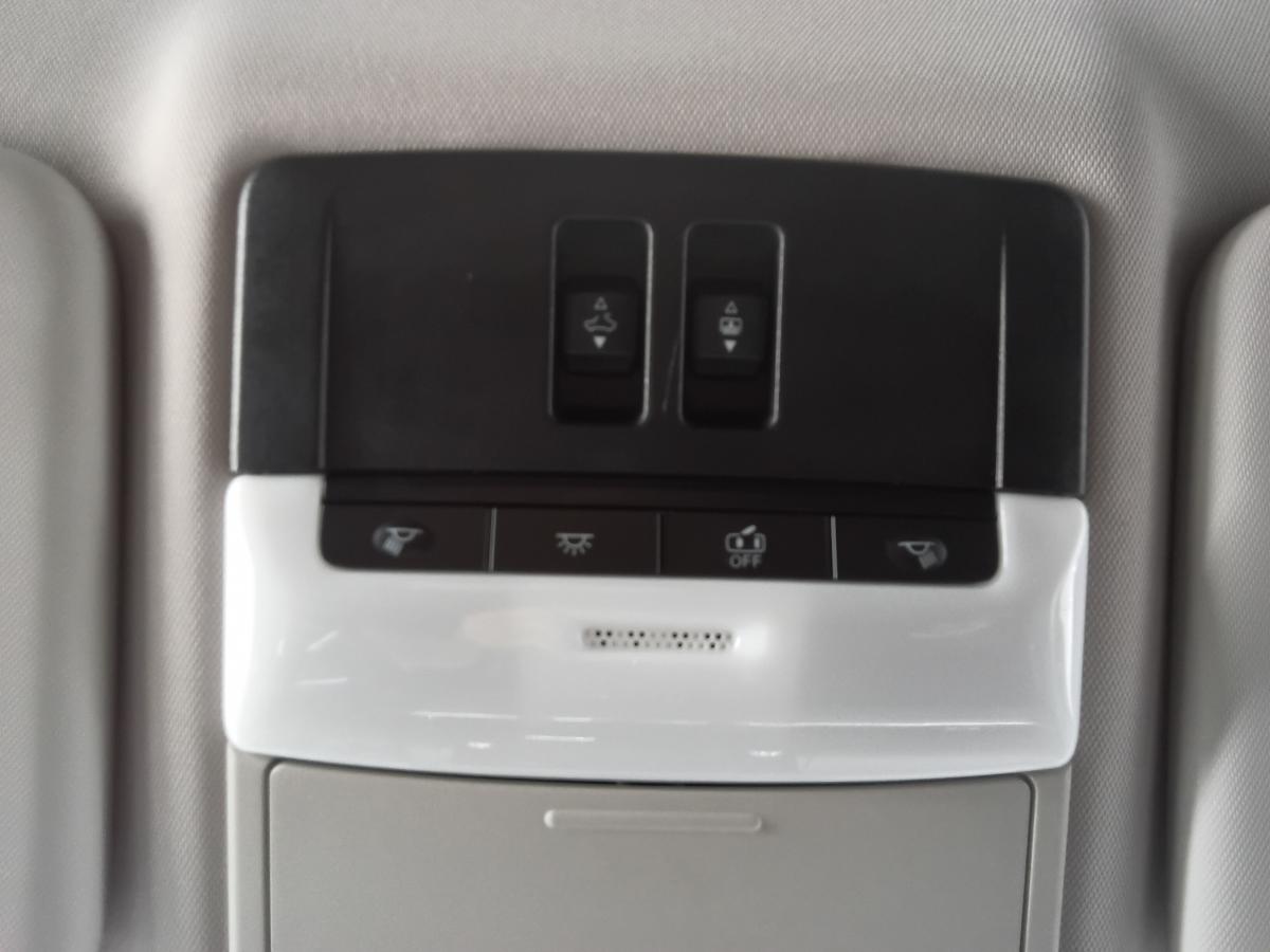 2024 Mitsubishi Outlander - Image 29