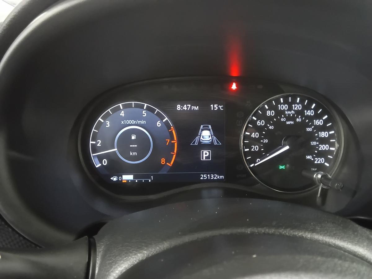 2025 Nissan Kicks Play - Image 16