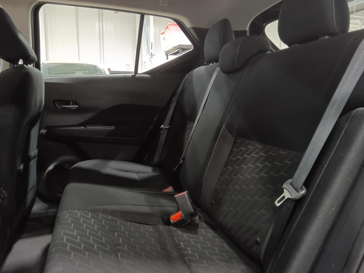 2025 Nissan Kicks Play - Image 25