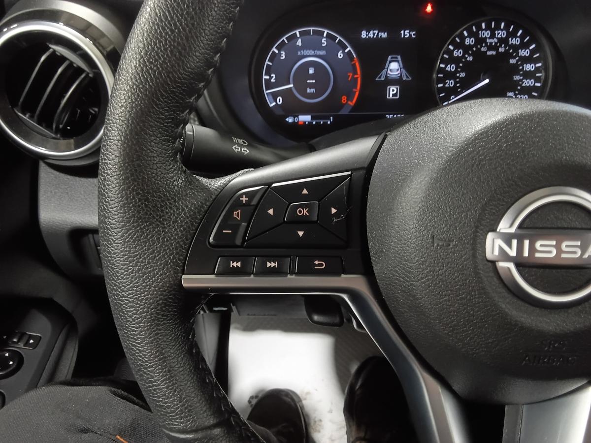 2025 Nissan Kicks Play - Image 30