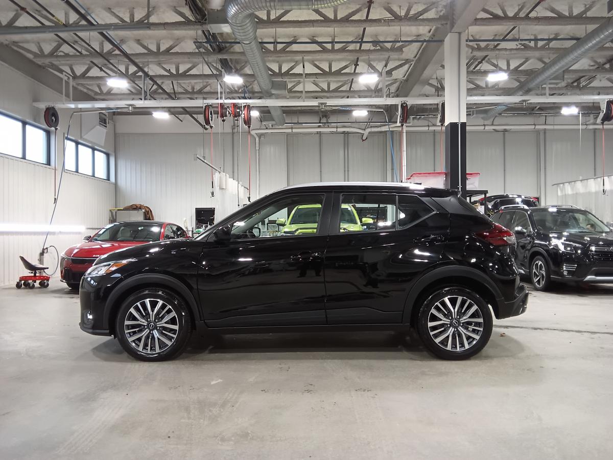 2025 Nissan Kicks Play - Image 33