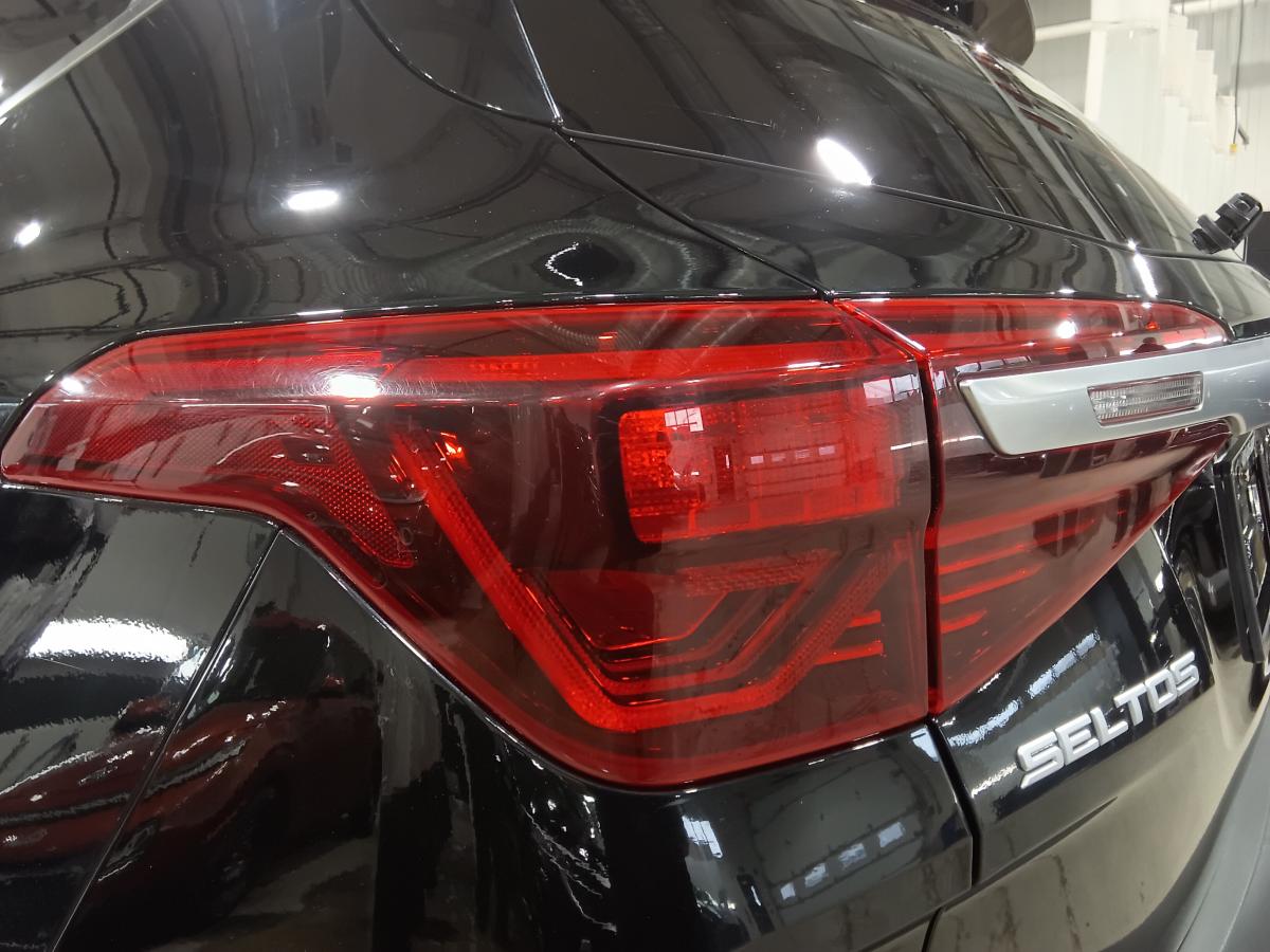 2023 Kia Seltos - Image 12