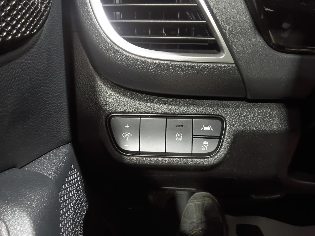 2023 Kia Seltos - Image 26