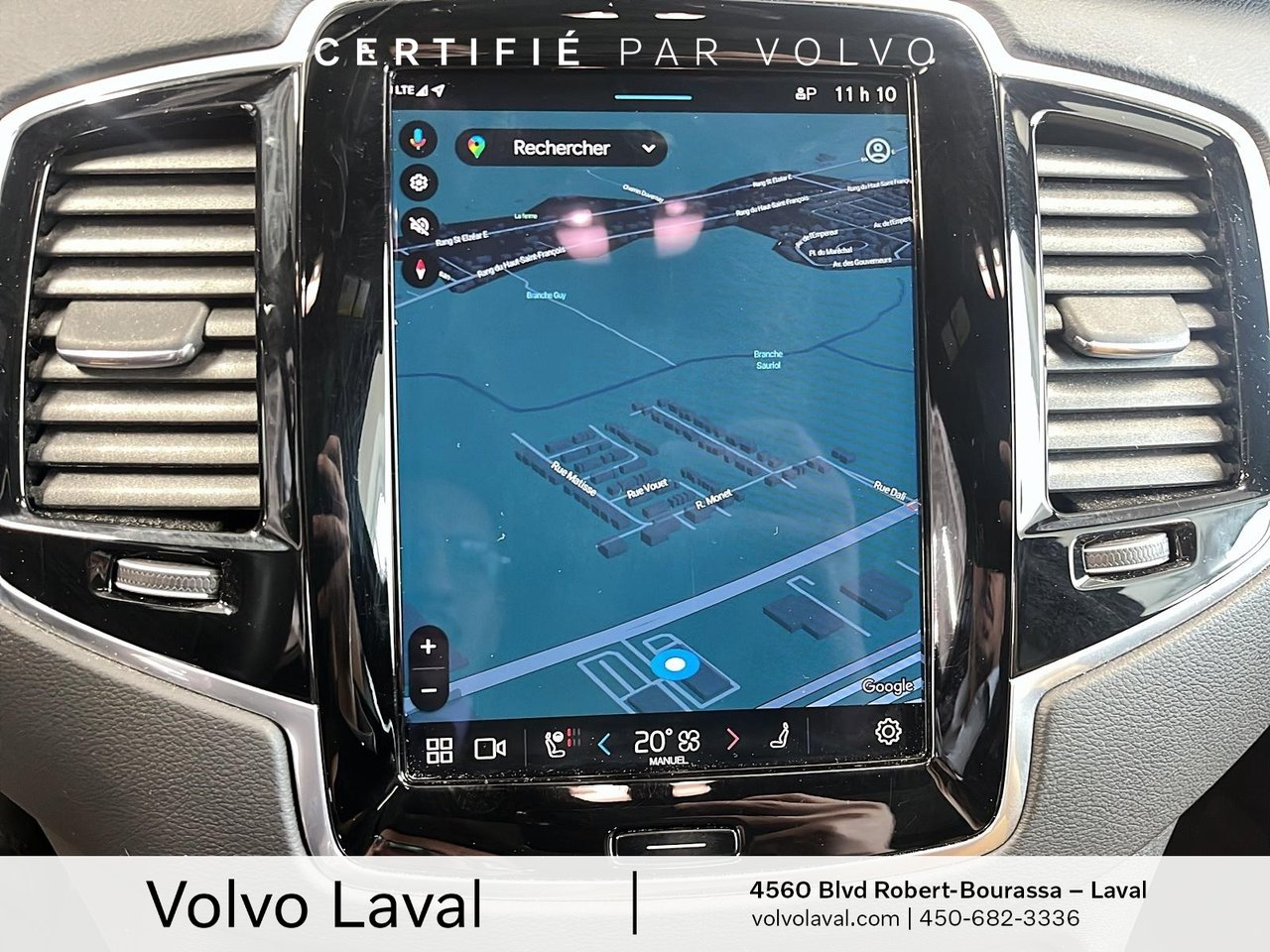 2023 Volvo XC90 - Image 13