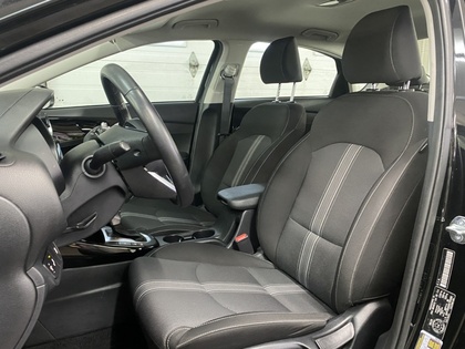 2024 Kia Forte - Image 24