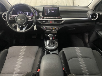 2024 Kia Forte - Image 27