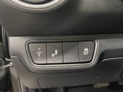 2024 Kia Forte - Image 36