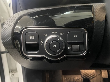 2020 Mercedes-Benz A-Class - Image 37