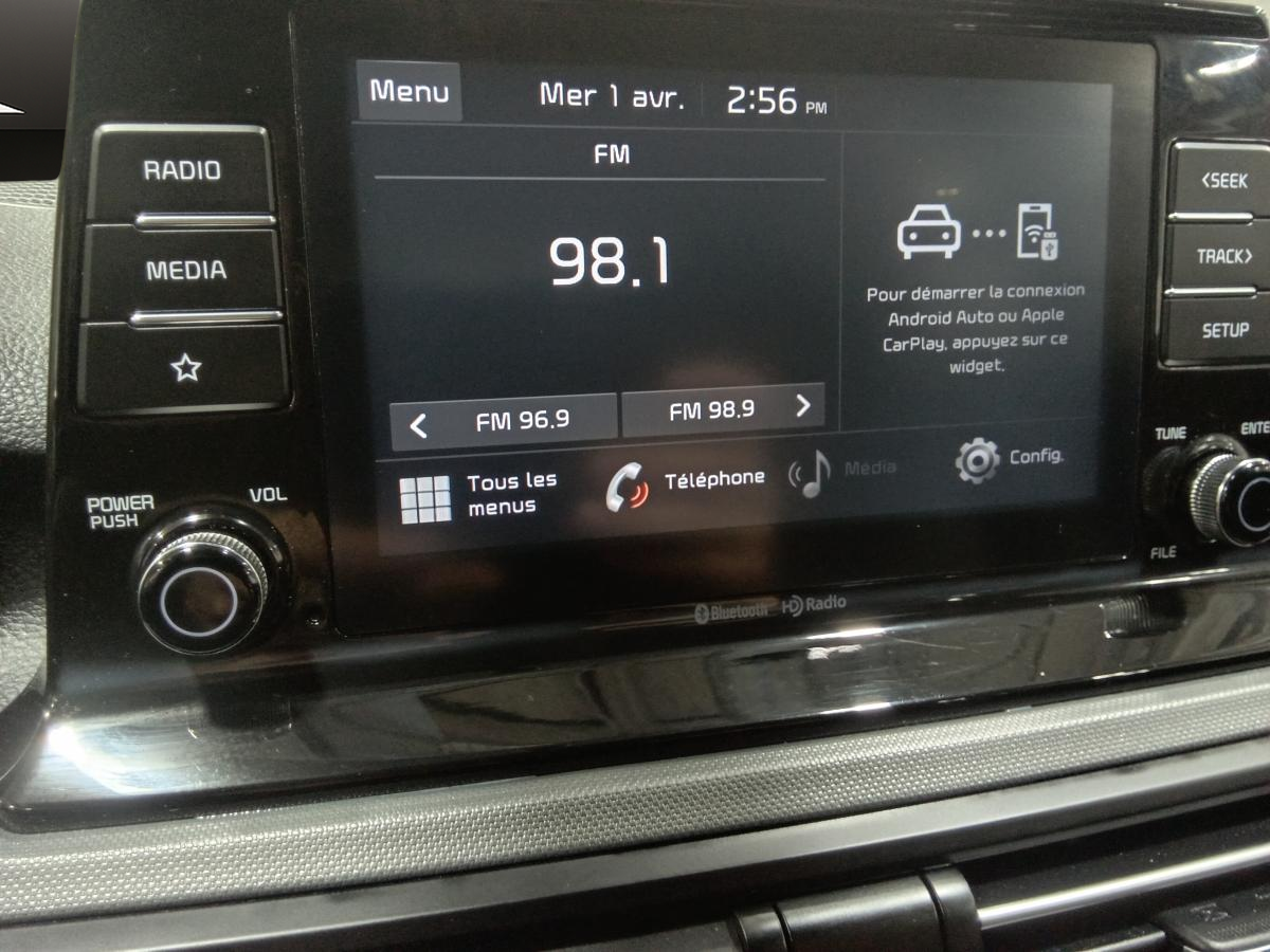 2022 Kia Seltos - Image 16