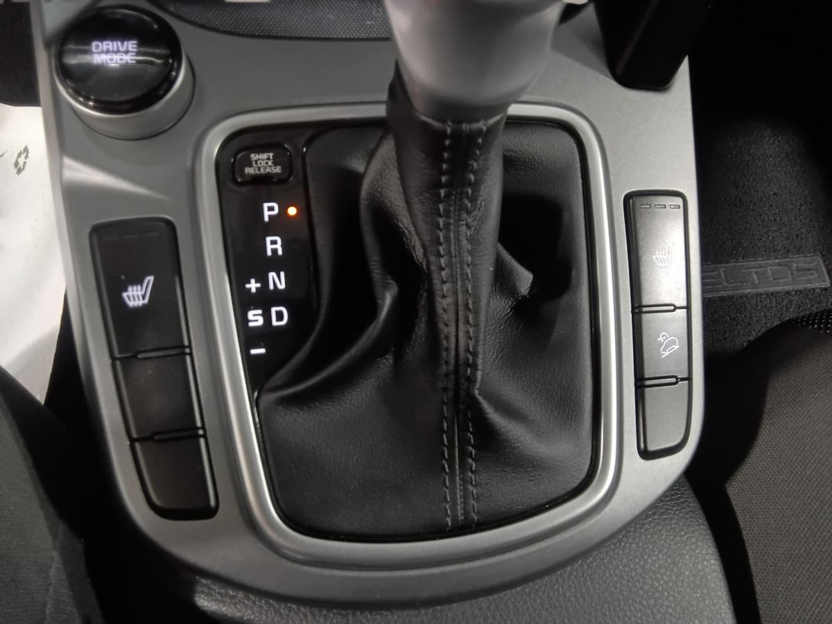 2022 Kia Seltos - Image 19