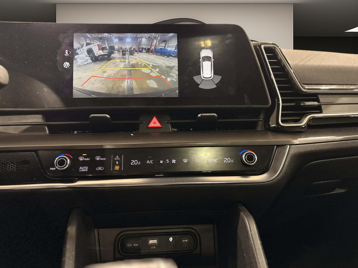 2023 Kia Sportage - Image 16