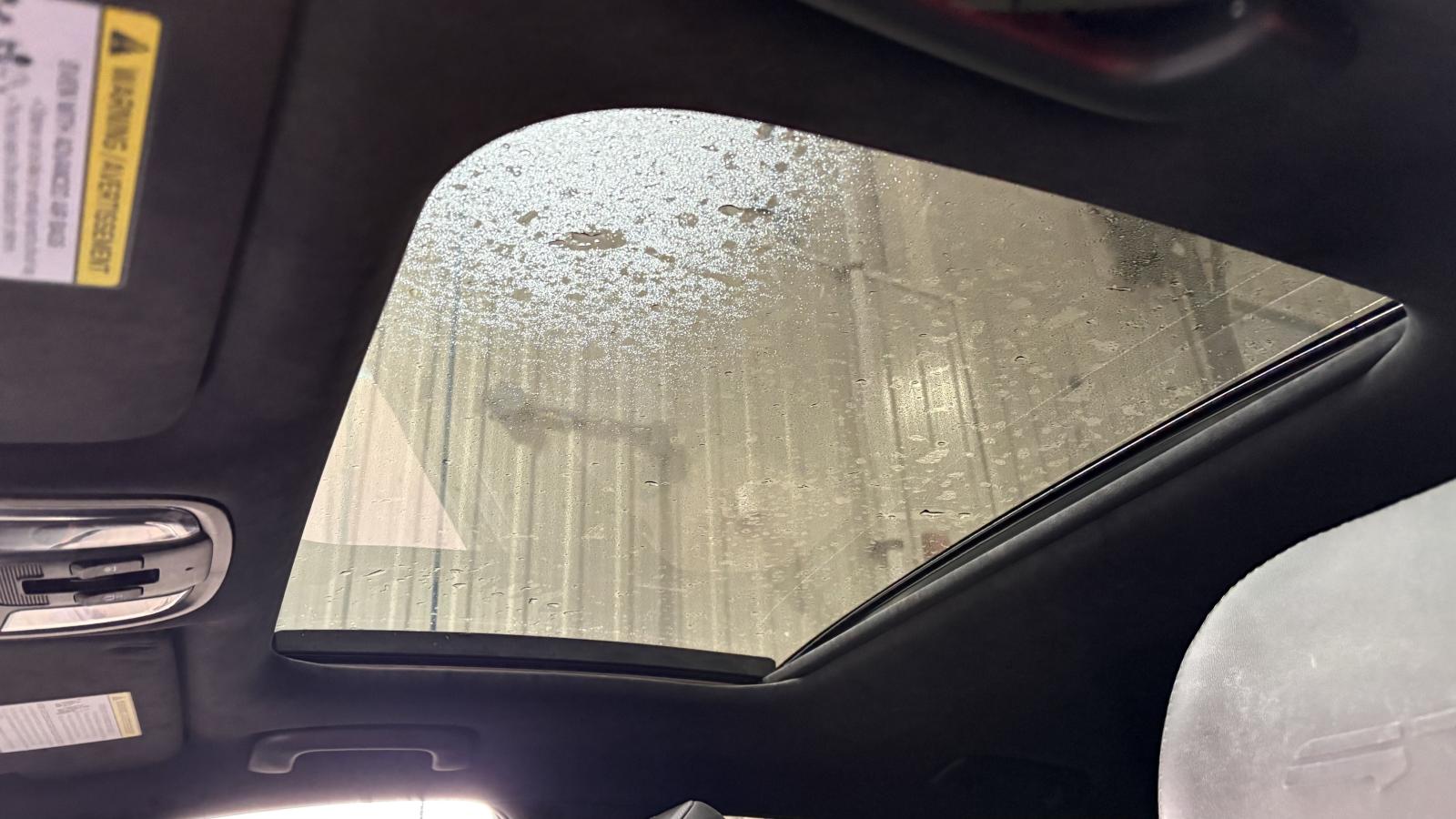 2023 Kia Stinger - Image 19