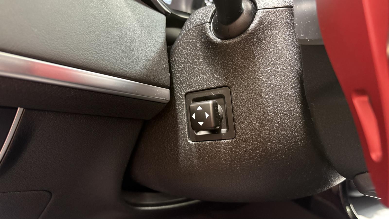 2023 Kia Stinger - Image 25