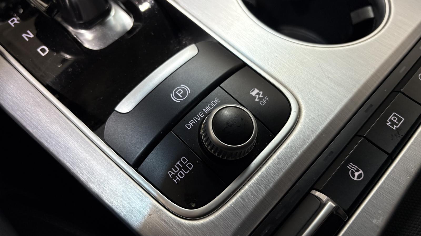 2023 Kia Stinger - Image 34