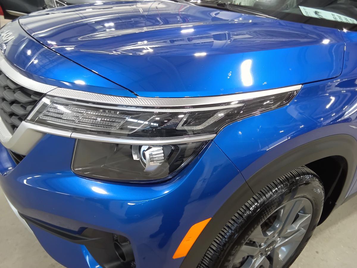 2023 Kia Seltos - Image 10