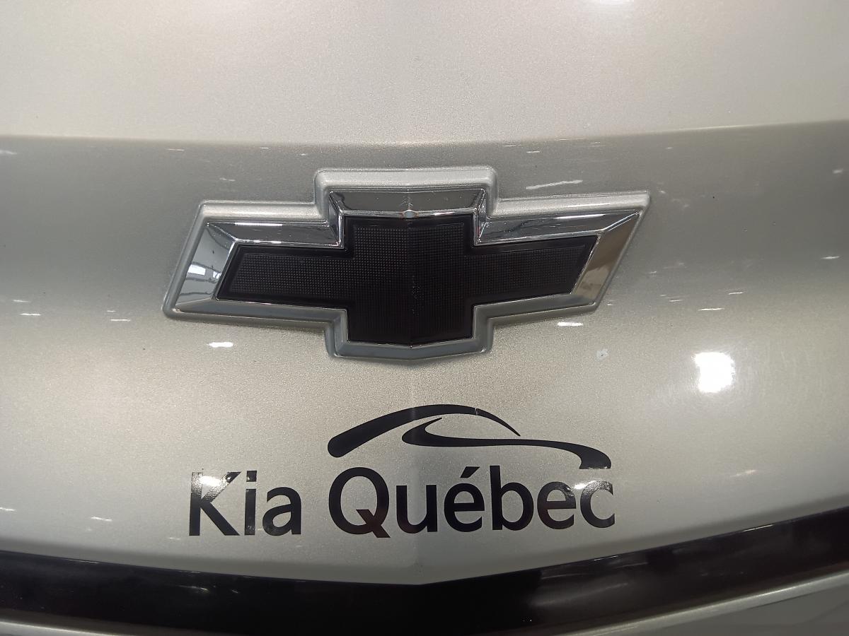 2022 Chevrolet Bolt EV - Image 11