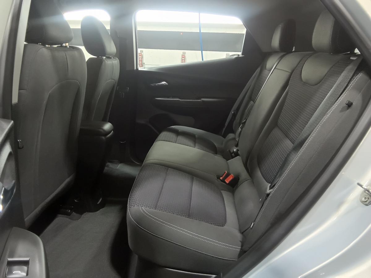 2022 Chevrolet Bolt EV - Image 24