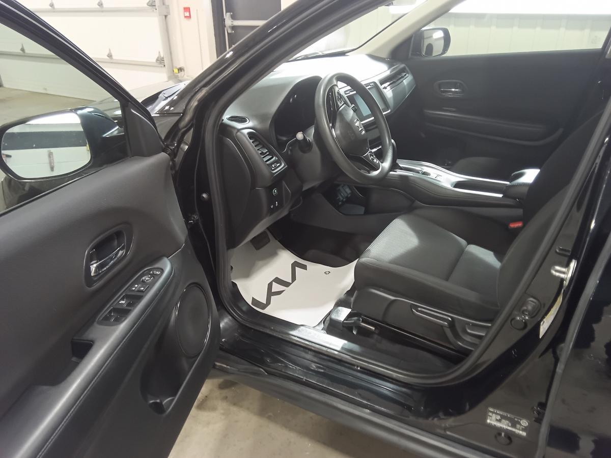 2018 Honda HR-V - Image 14