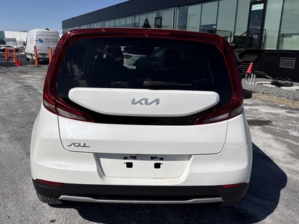 2022 Kia Soul EV - Image 3