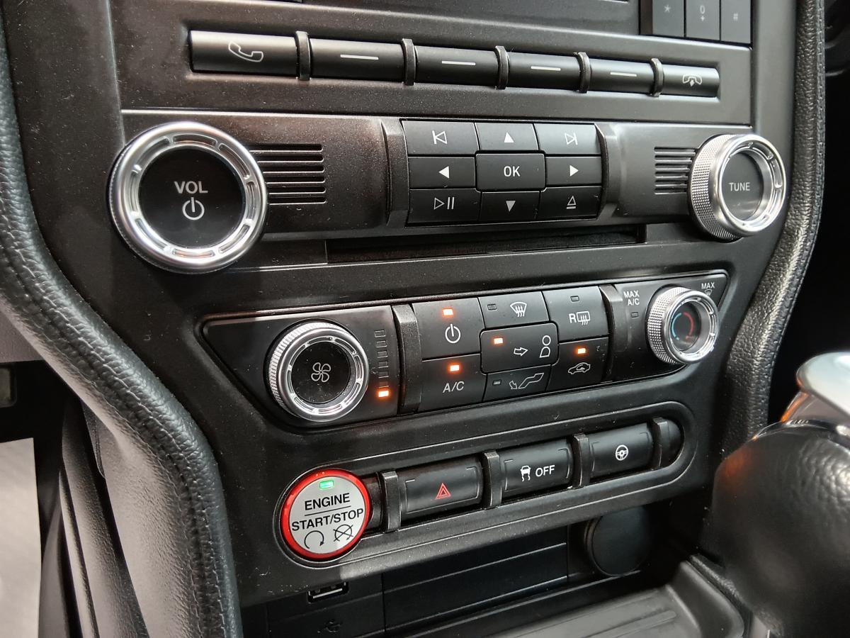 2016 Ford Mustang - Image 30