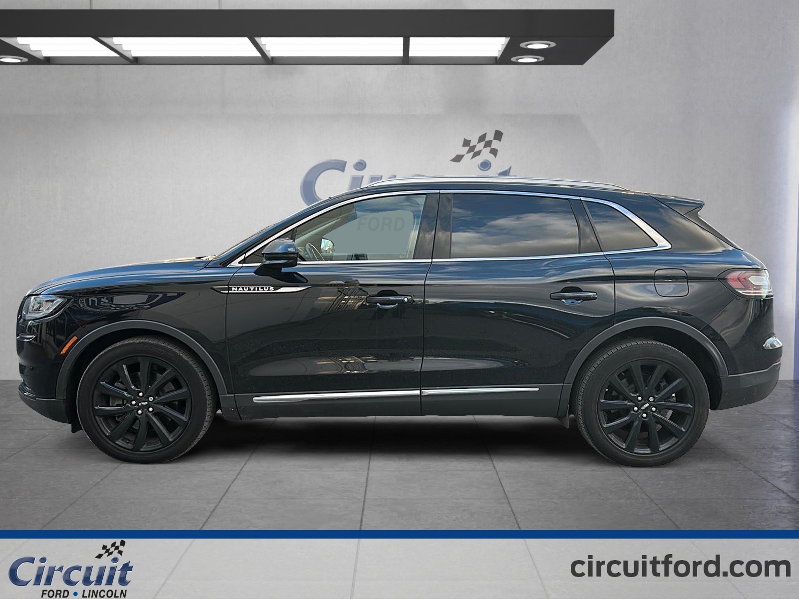 2023 Lincoln Nautilus - Image 6