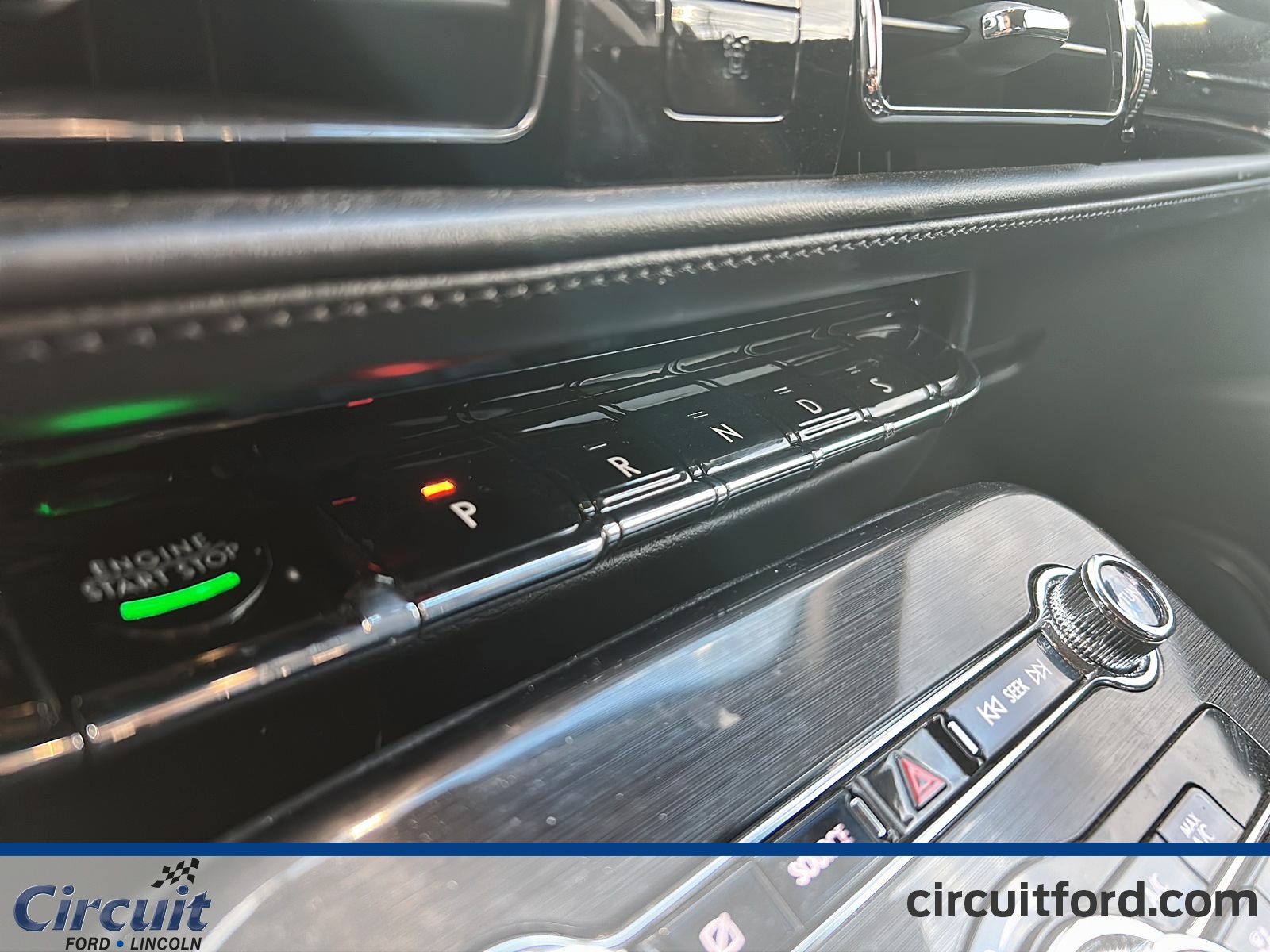 2023 Lincoln Nautilus - Image 15