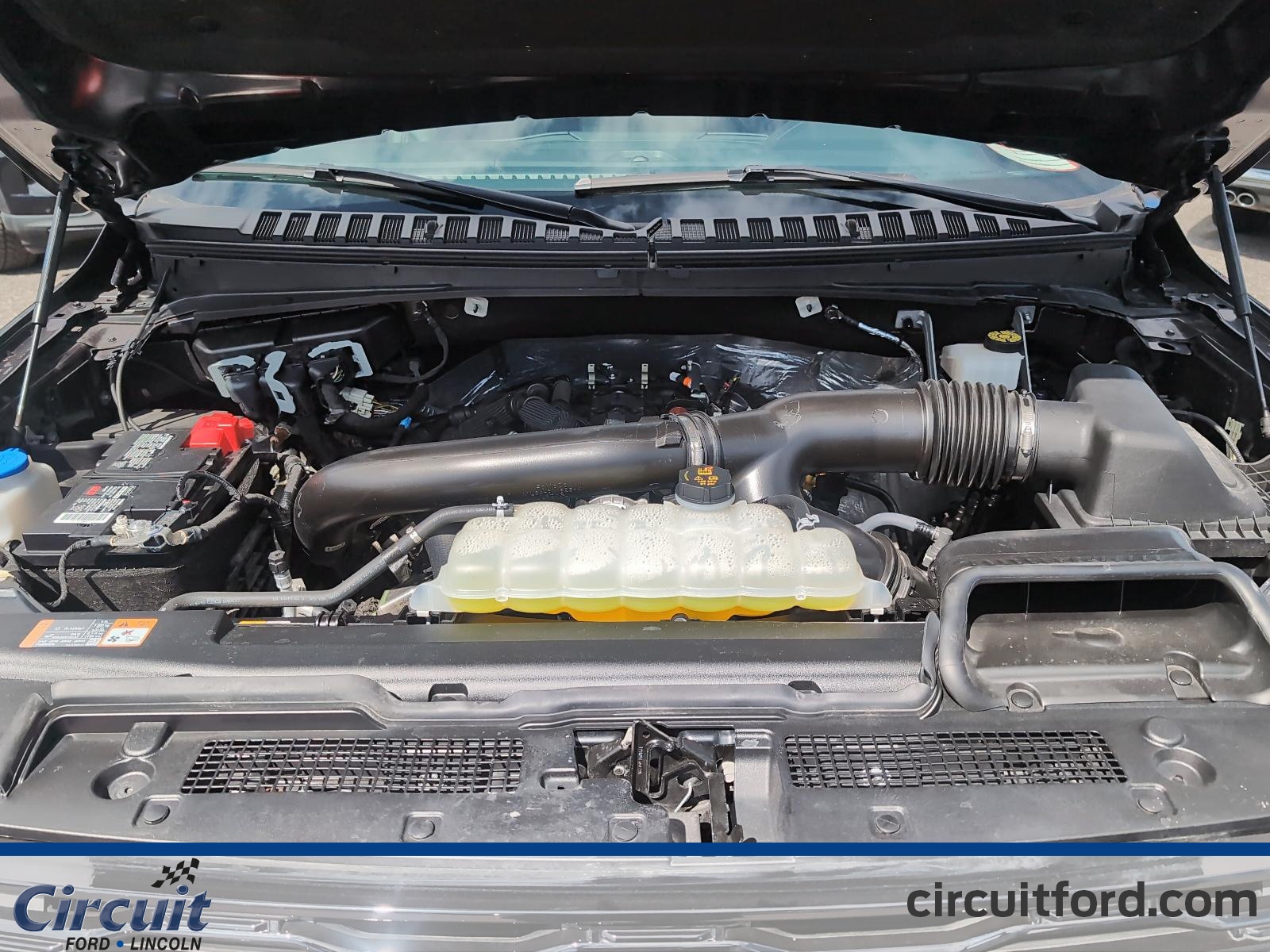 2024 Ford Expedition - Image 9