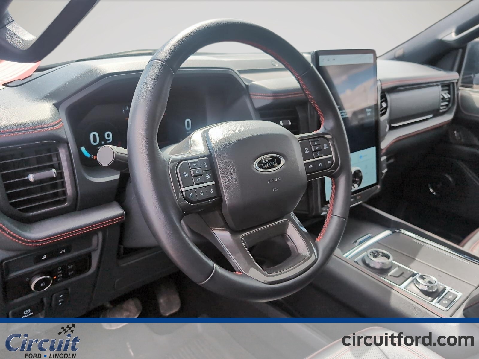 2024 Ford Expedition - Image 13