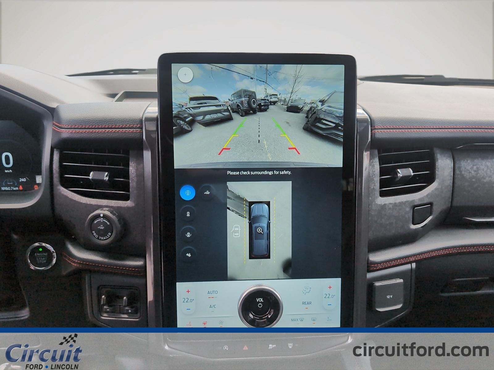 2024 Ford Expedition - Image 20