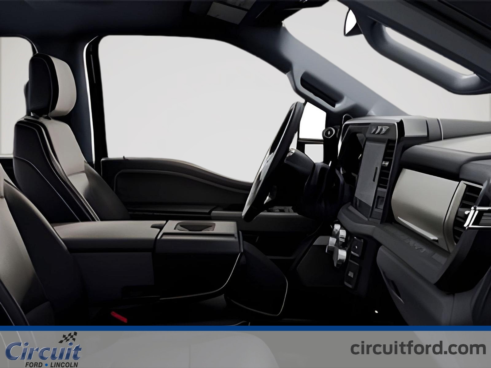 2025 Ford Super Duty F-250 SRW - Image 4