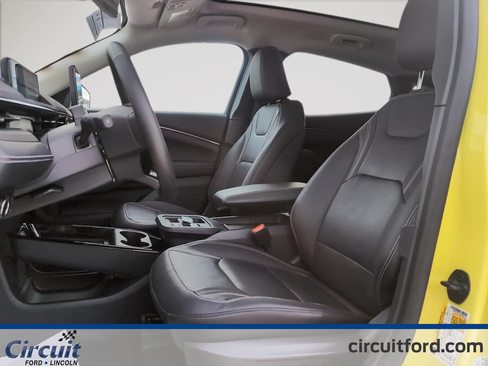 2025 Ford Mustang Mach-E - Image 10