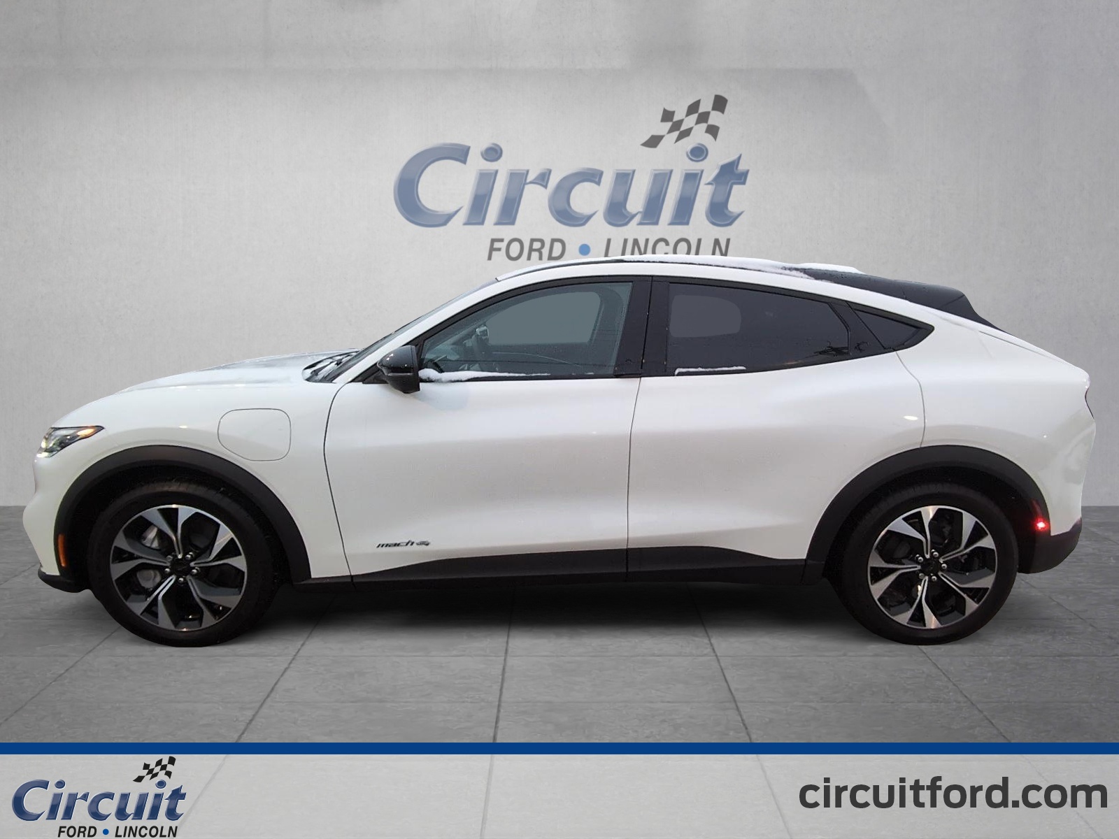 2025 Ford Mustang Mach-E - Image 6