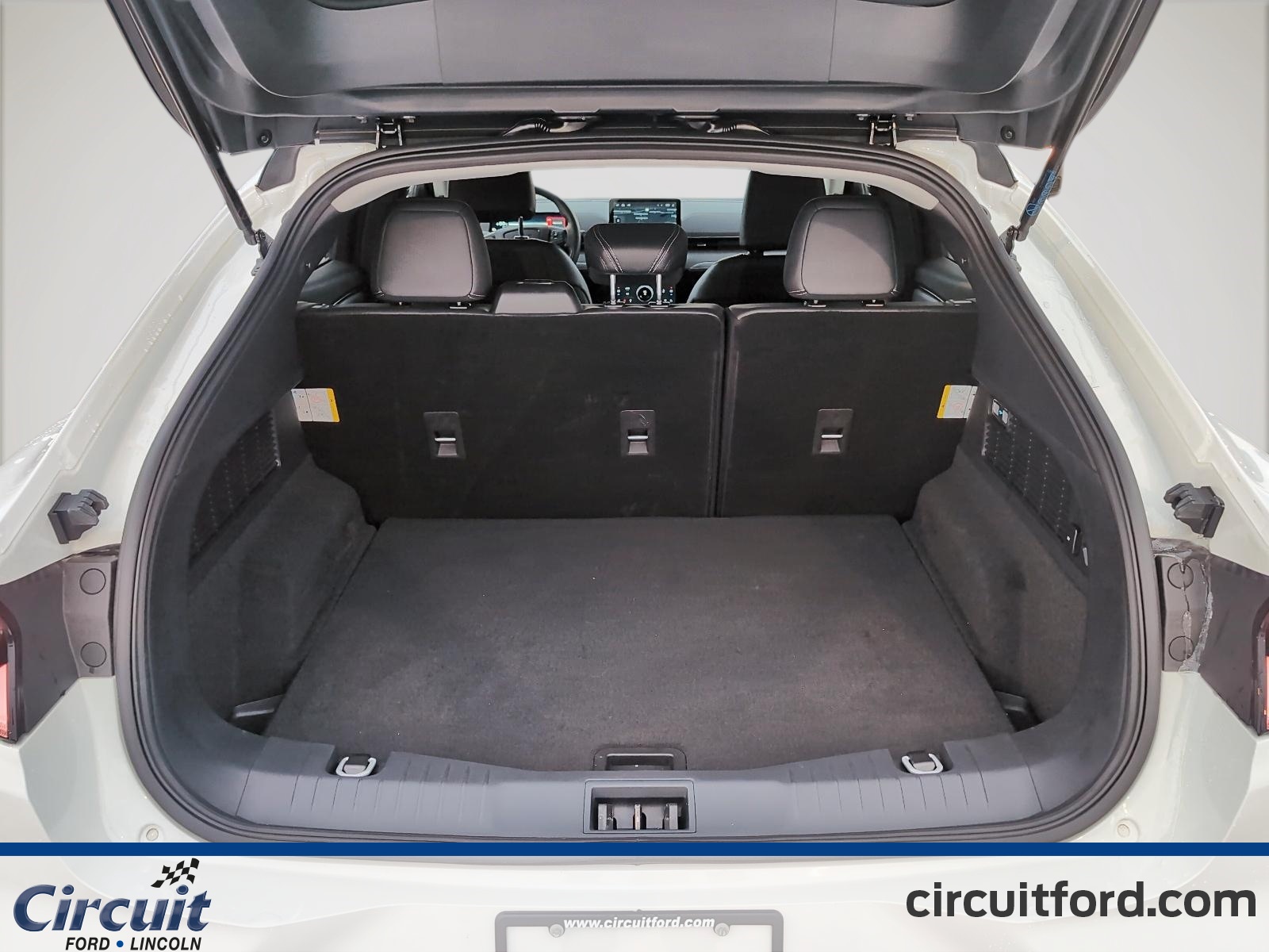 2025 Ford Mustang Mach-E - Image 7