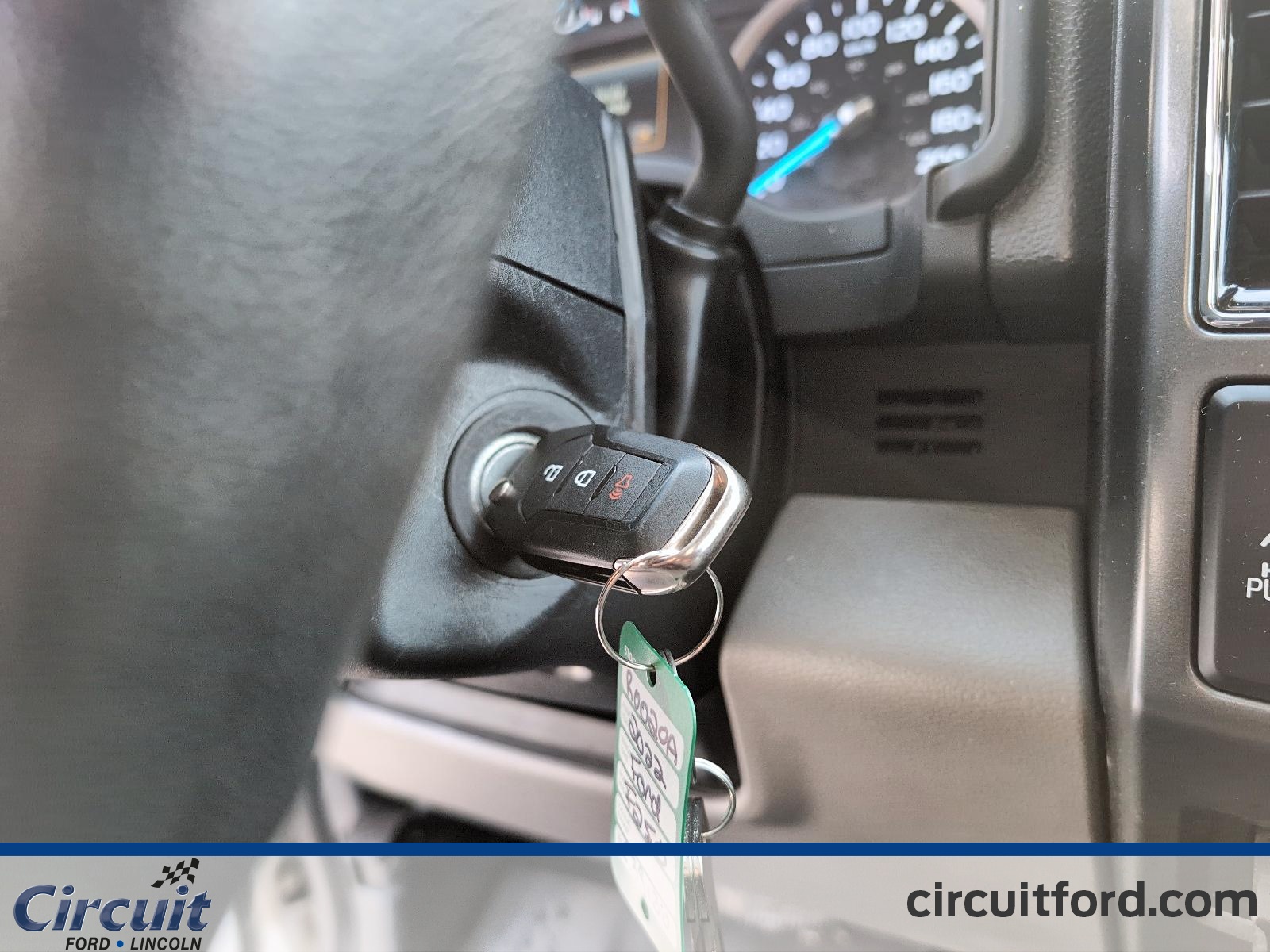 2022 Ford Super Duty F-250 SRW - Image 9