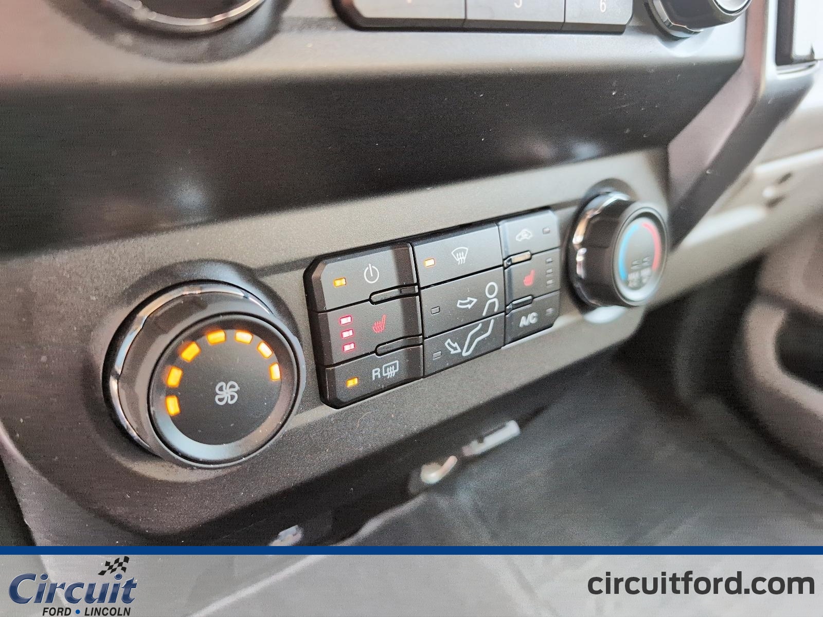 2022 Ford Super Duty F-250 SRW - Image 15