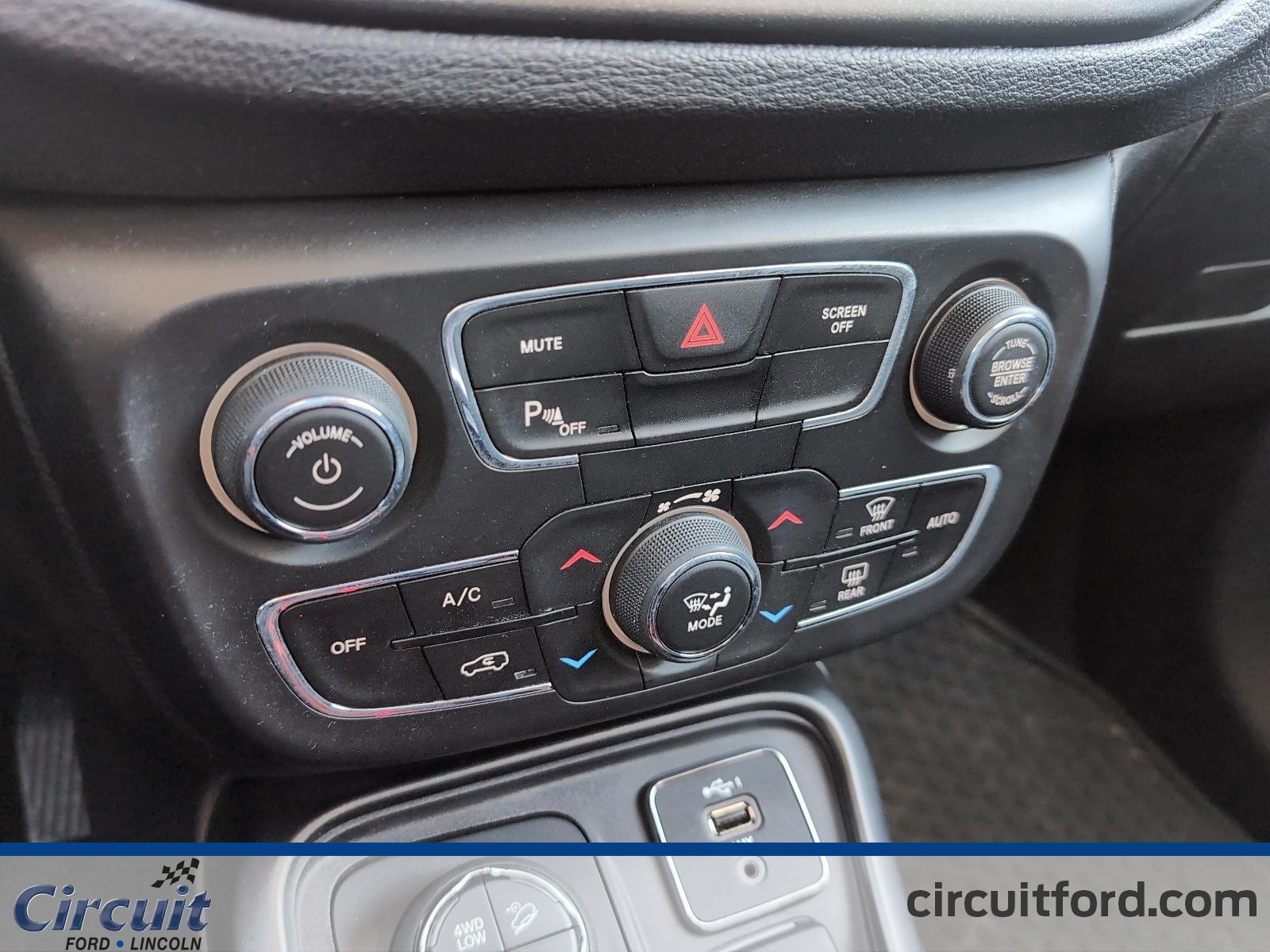 2021 Jeep Compass - Image 11