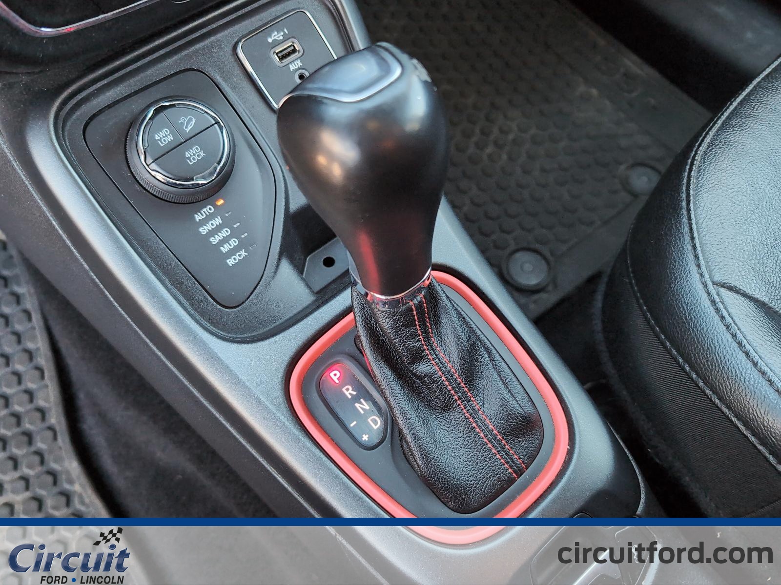 2021 Jeep Compass - Image 16