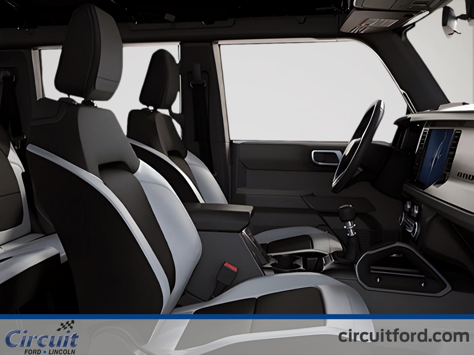 2026 Ford Bronco - Image 3