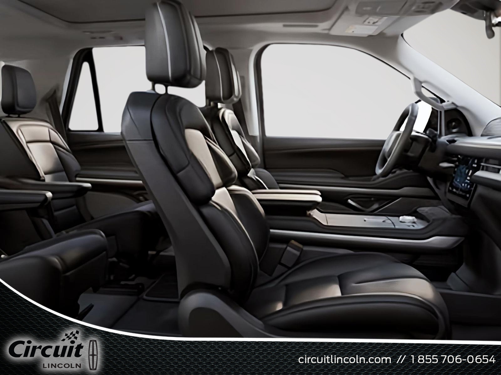 2026 Lincoln Navigator - Image 4