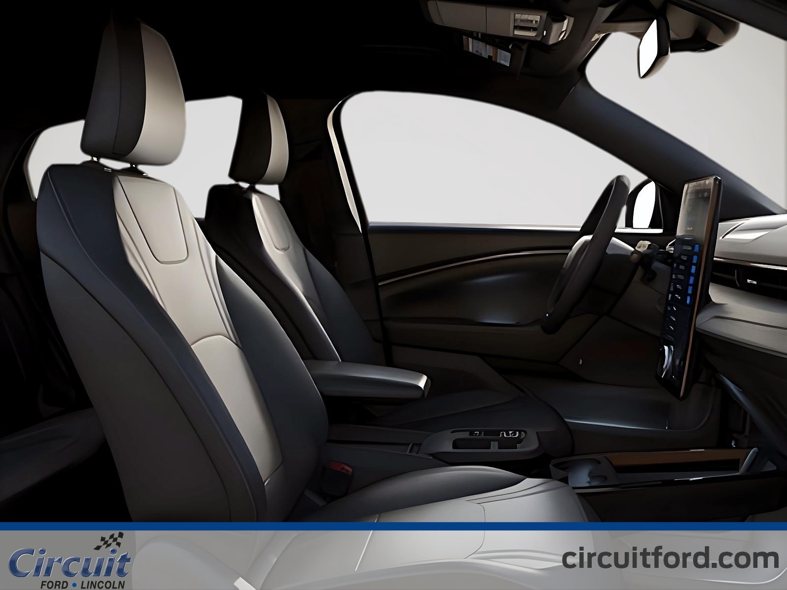 2026 Ford Mustang Mach-E - Image 4