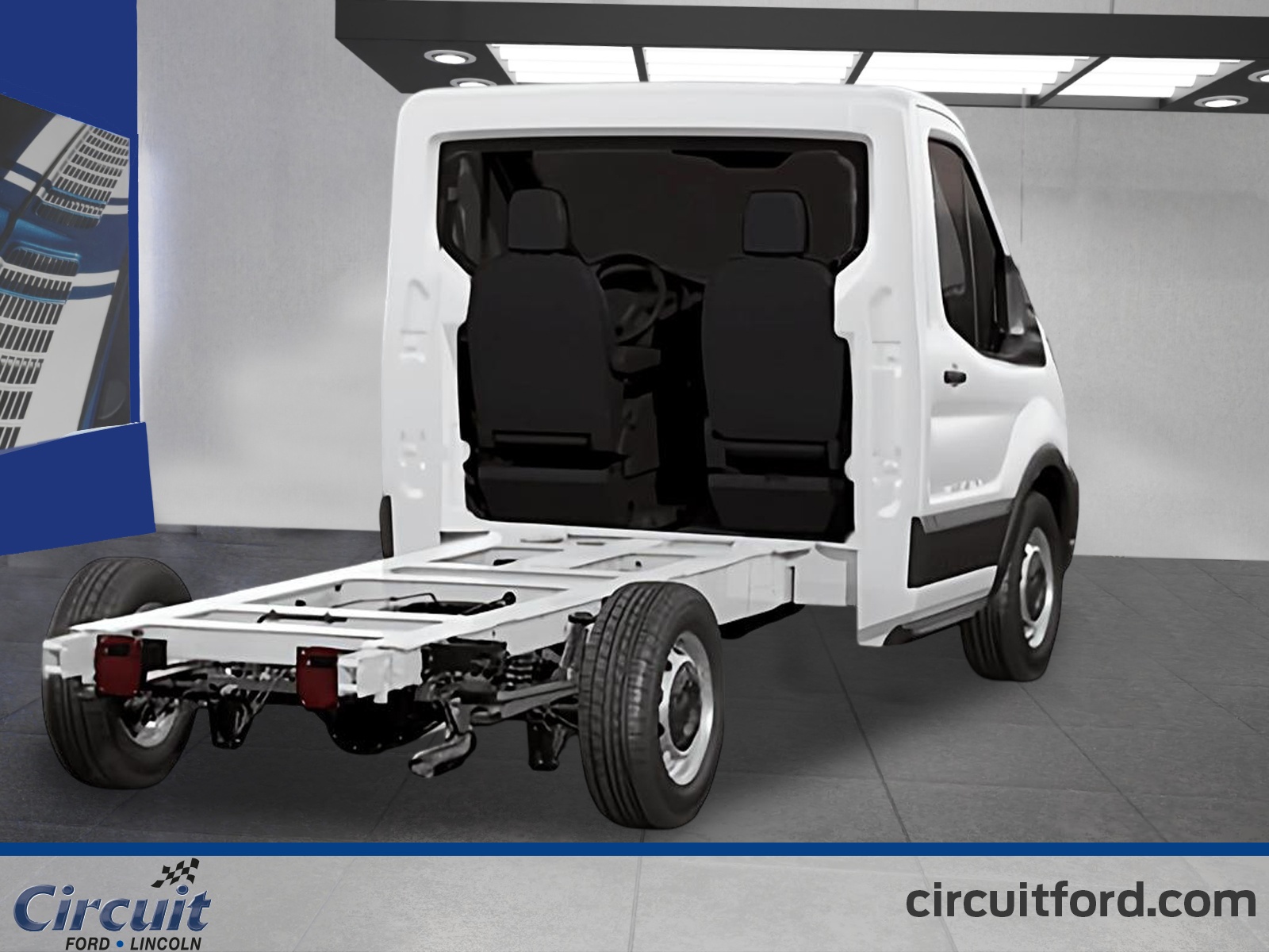 2024 Ford Transit Cutaway - Image 3