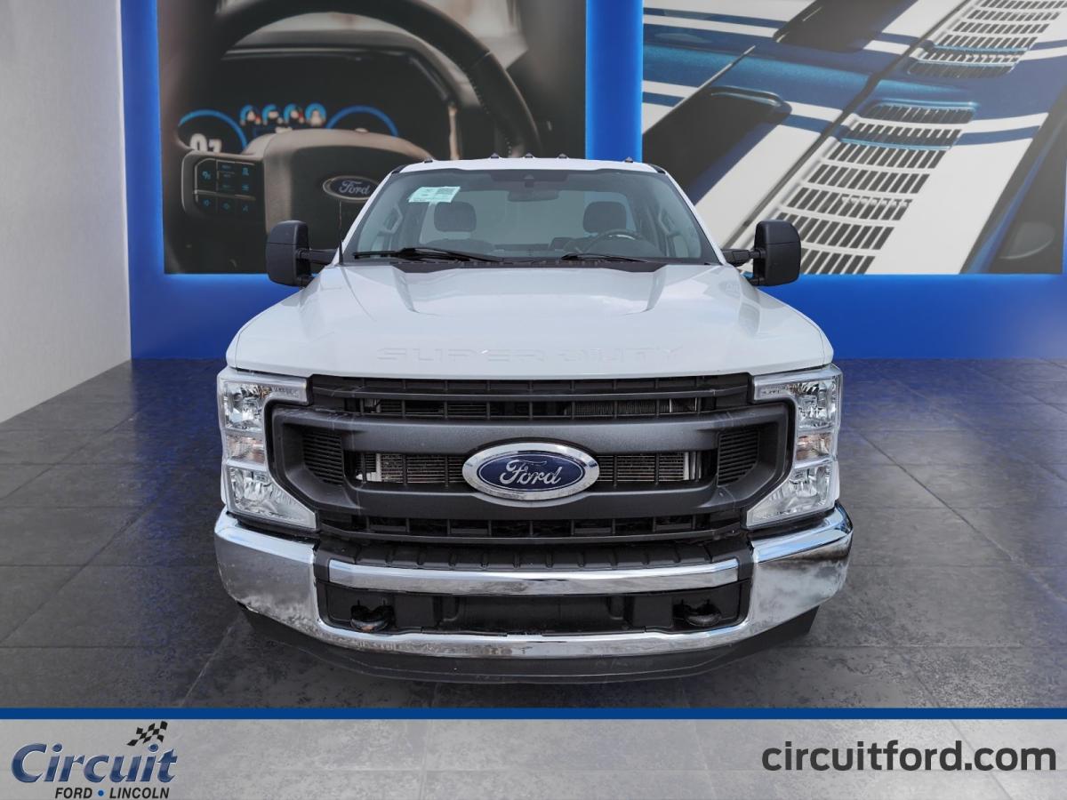 2022 Ford Super Duty F-250 SRW - Image 2