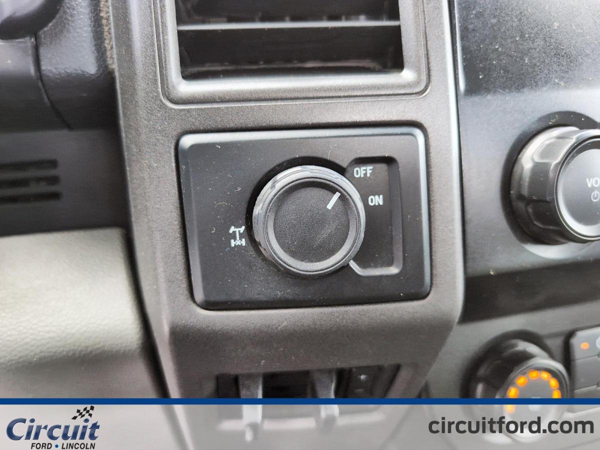 2022 Ford Super Duty F-250 SRW - Image 17