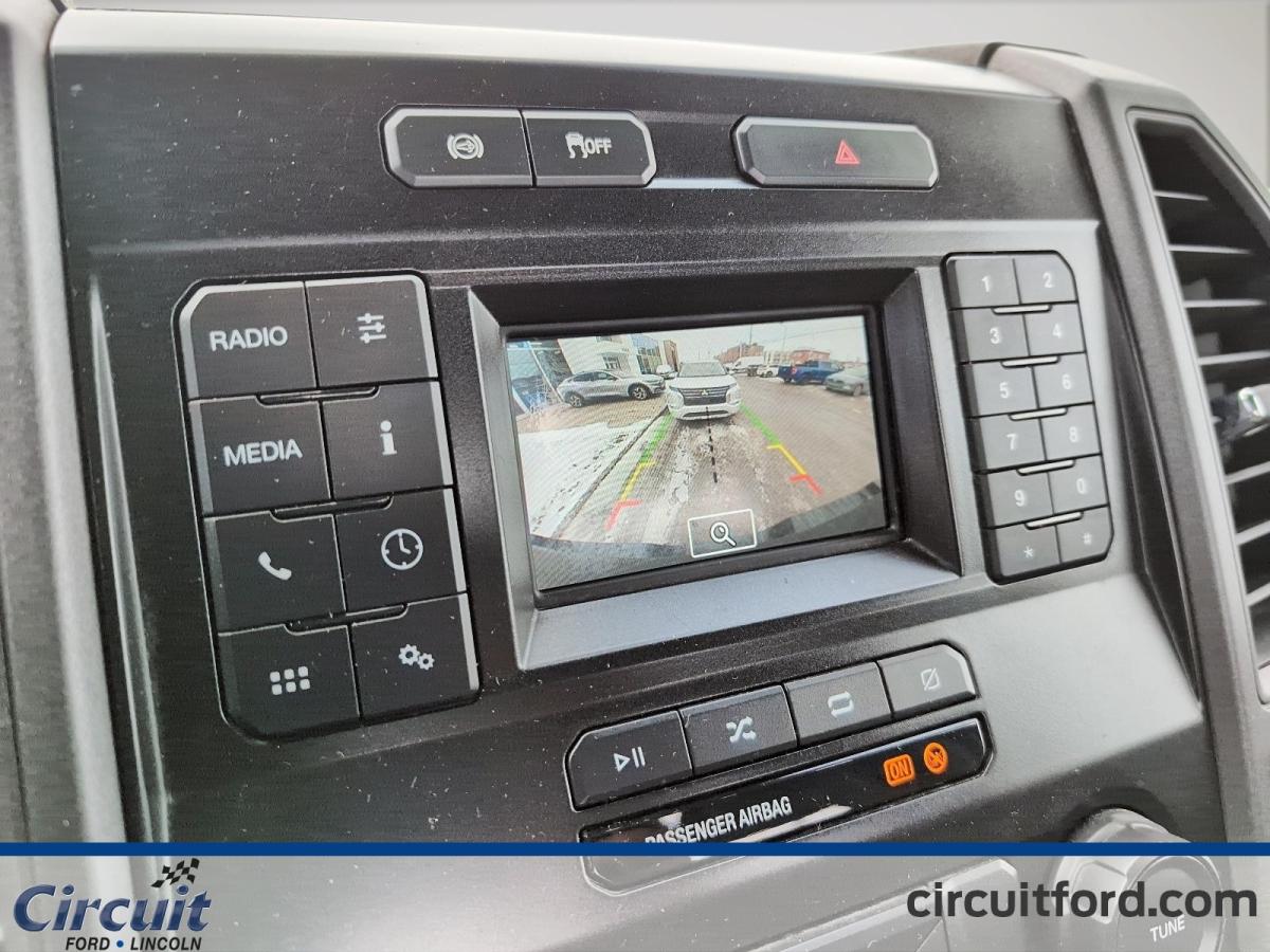 2022 Ford Super Duty F-250 SRW - Image 18