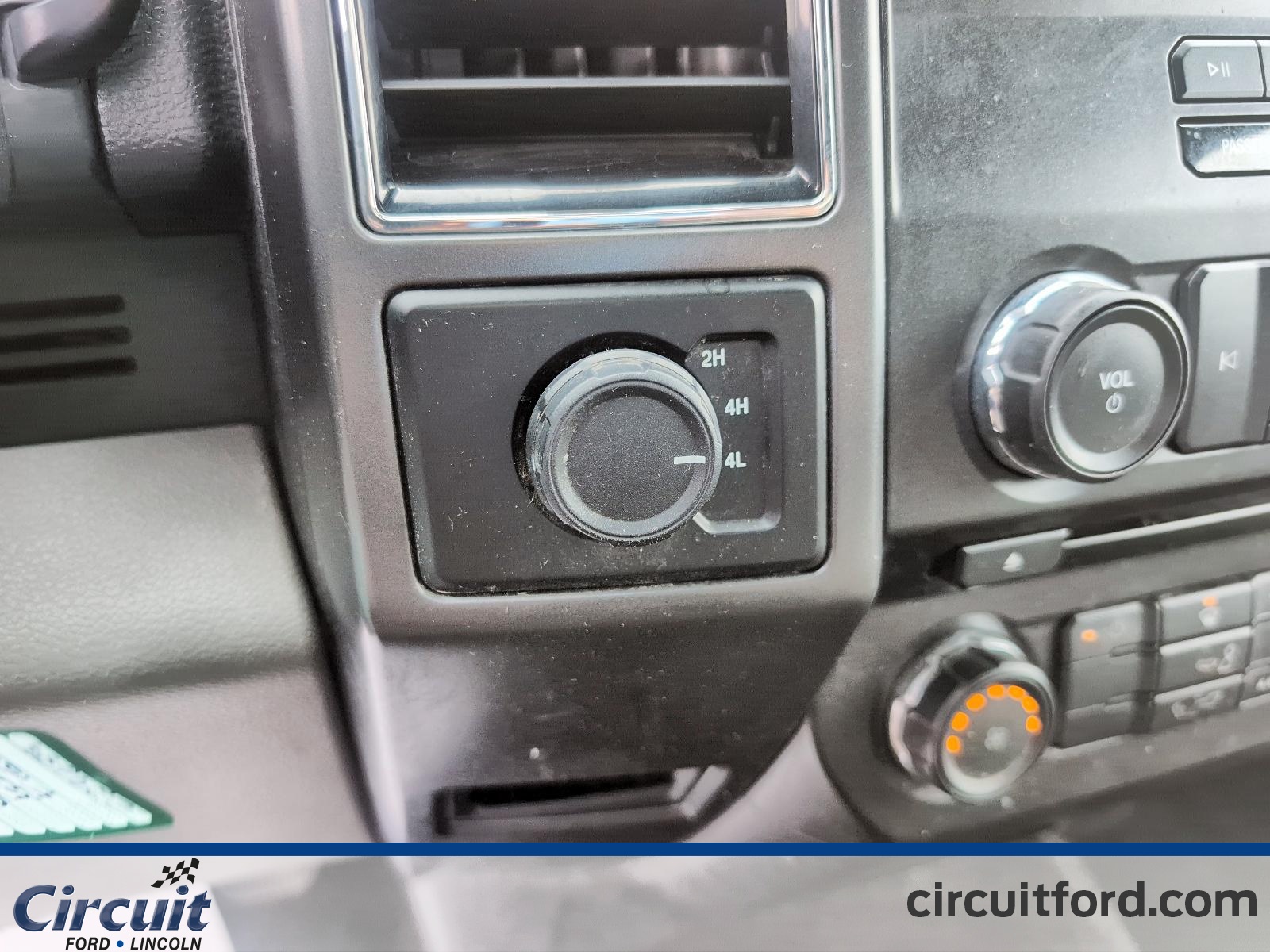 2018 Ford F-150 - Image 17