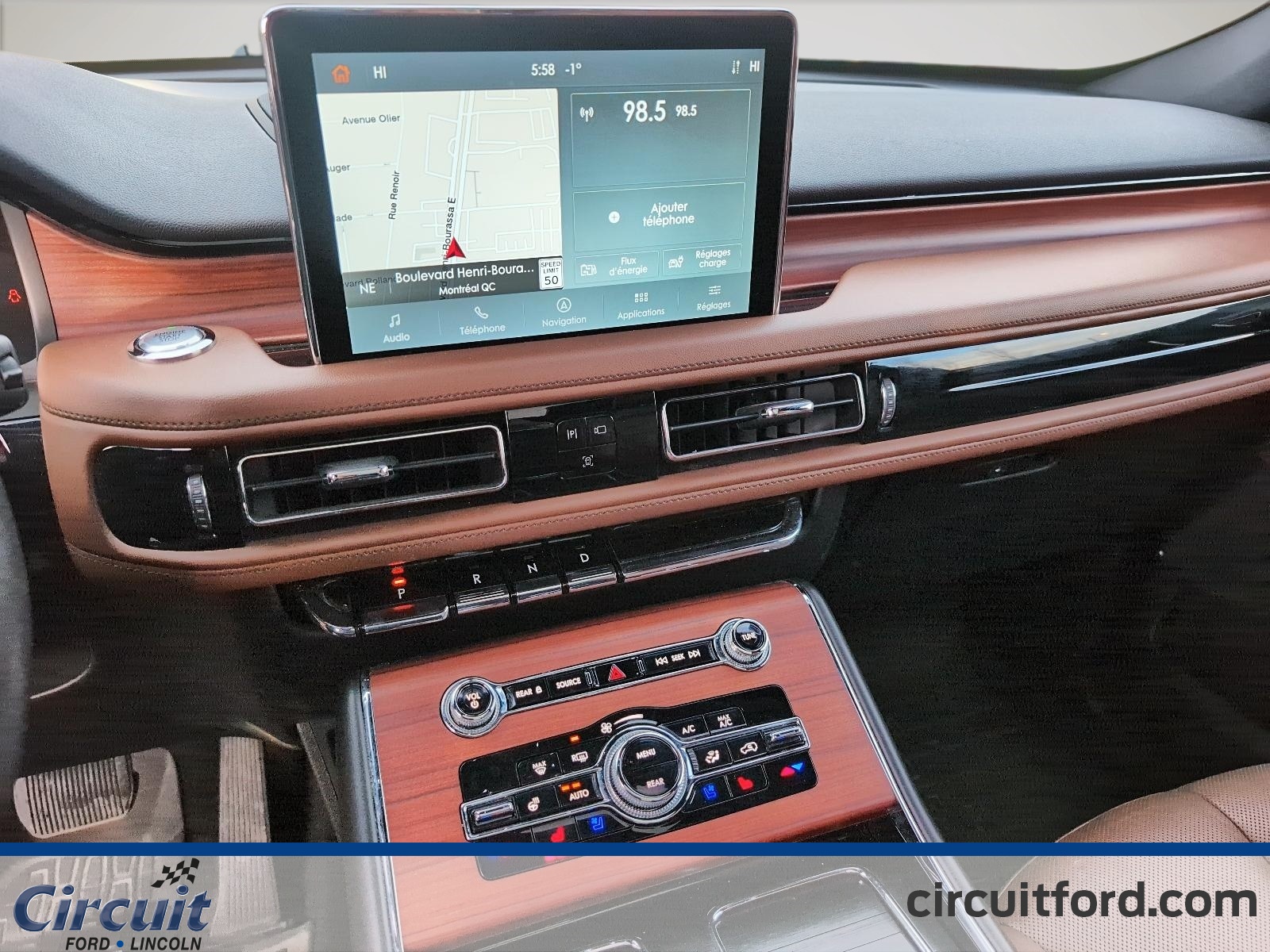 2023 Lincoln Aviator - Image 11