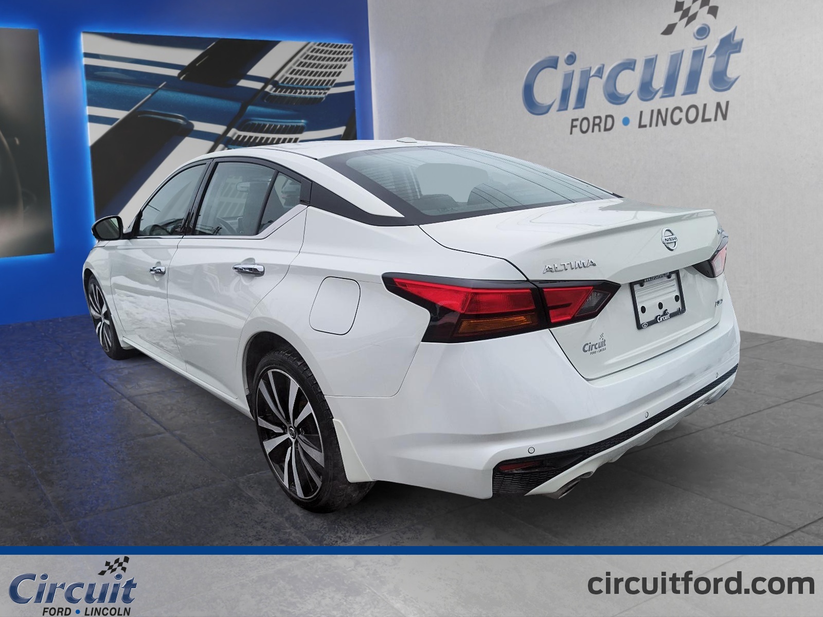 2022 Nissan Altima - Image 5