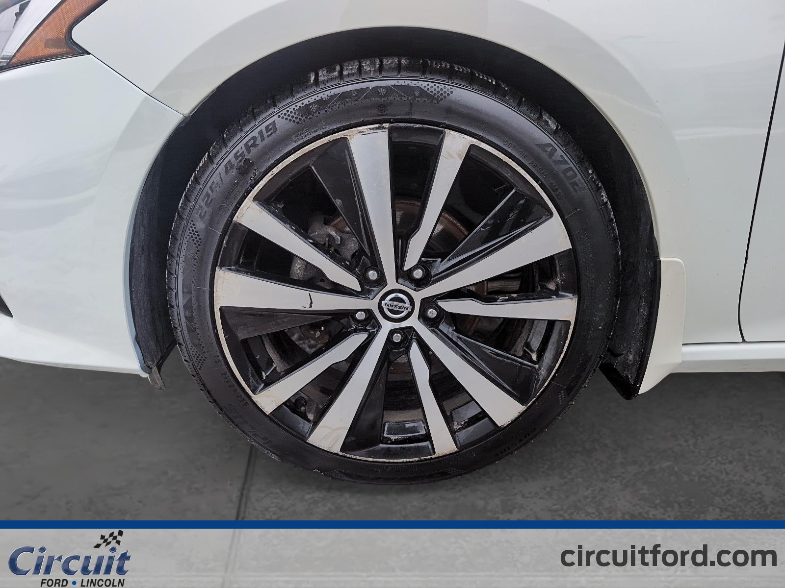 2022 Nissan Altima - Image 8